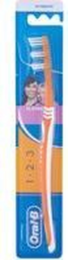 Oral-B tandenborstel - Classic 3-Effect 40 Medium